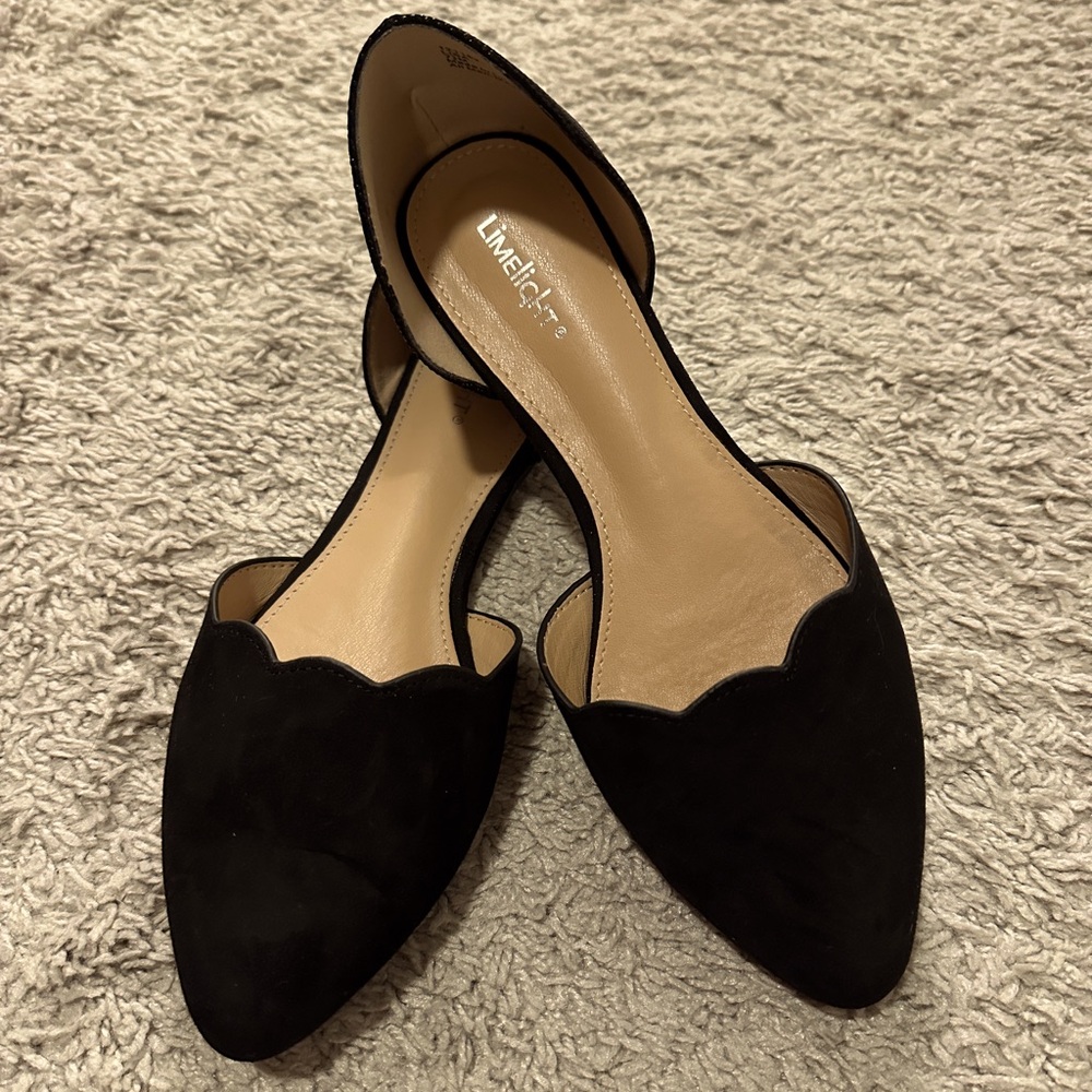 Black women’s flats